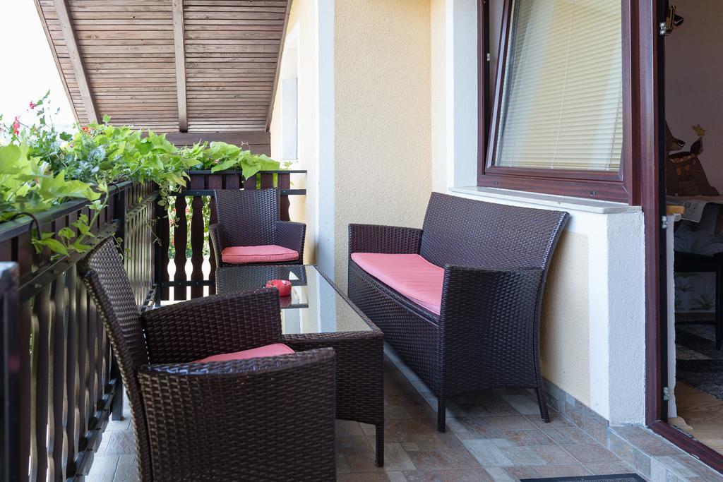 Apartment Luketic Slunj Buitenkant foto